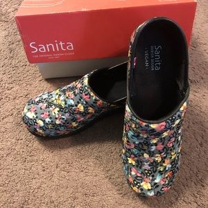 Sanita Clogs
